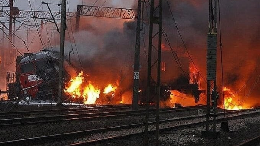 Una explosión junto a la estación de tren de Kiev deja sin calefacción a gran parte de la ciudad con mínimas de 0 grados