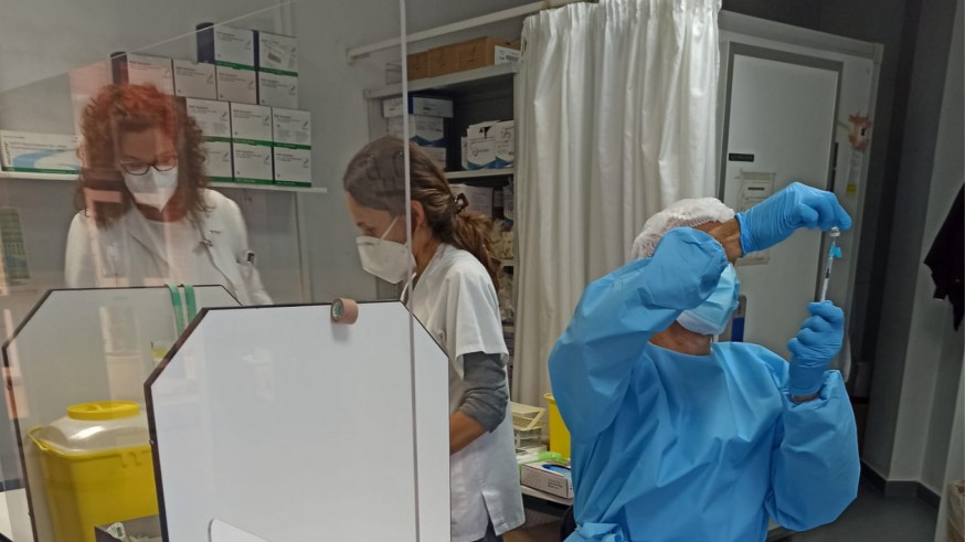 Personal sanitario en el Reina Sofía