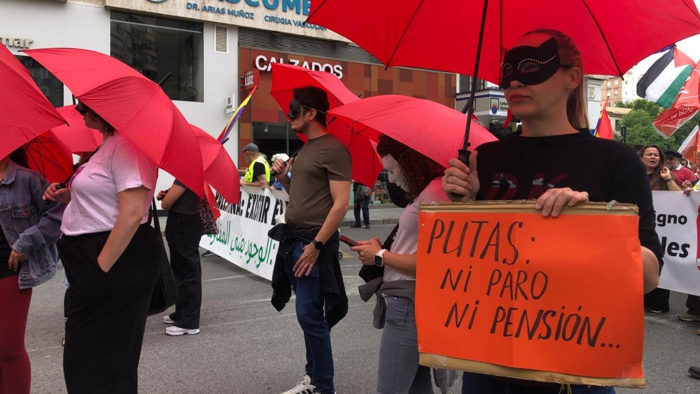 Ayudan a mujeres migrantes a regularizar su situación para salir de la prostitución