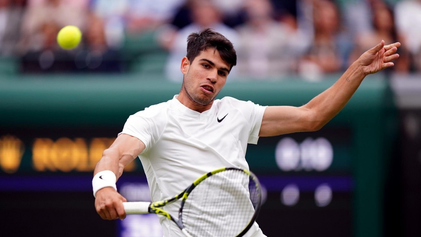 Alcaraz arrolla al australiano Aleksandar Vukic y se mete en tercera ronda de Wimbledon