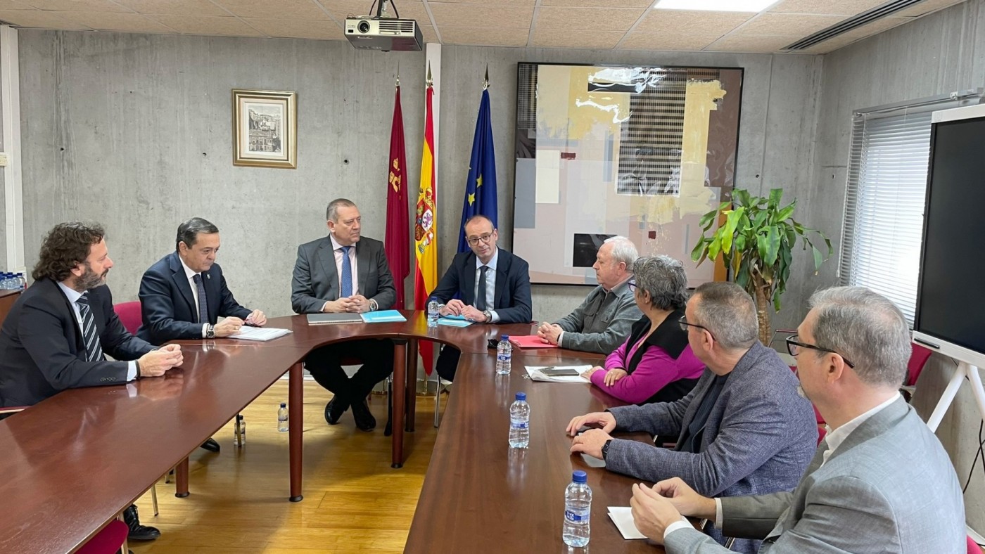 Gobierno regional y agentes sociales ultiman la nueva Estrategia de Seguridad y Salud Laboral