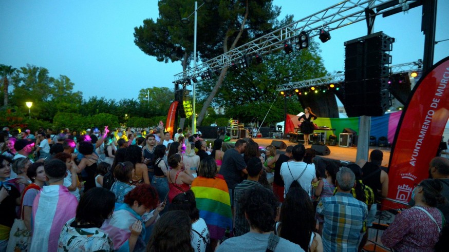 Denuncian una "redada racista" en el concierto del Orgullo en Murcia