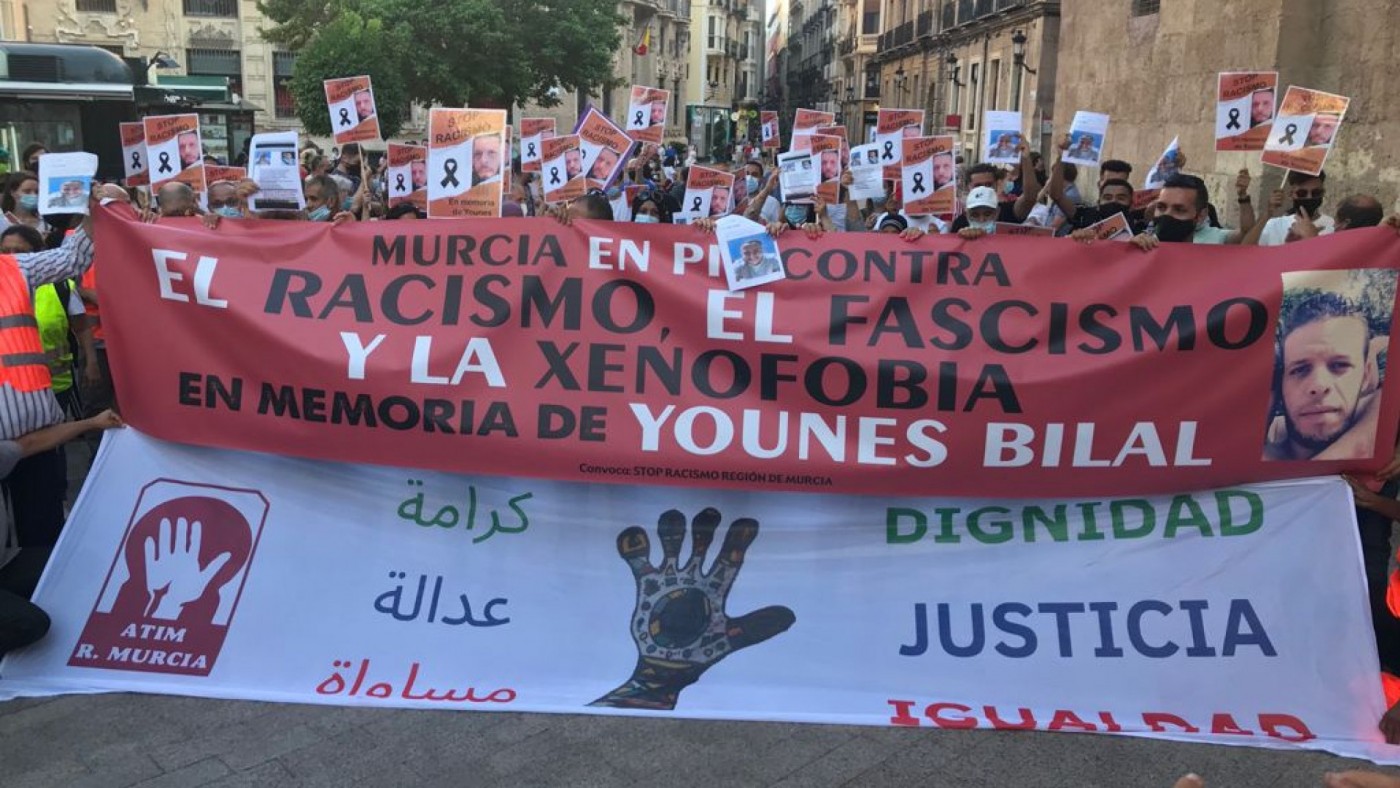 Manifestación contra el racismo y en recuerdo de Younes, este viernes en Murcia. ORM