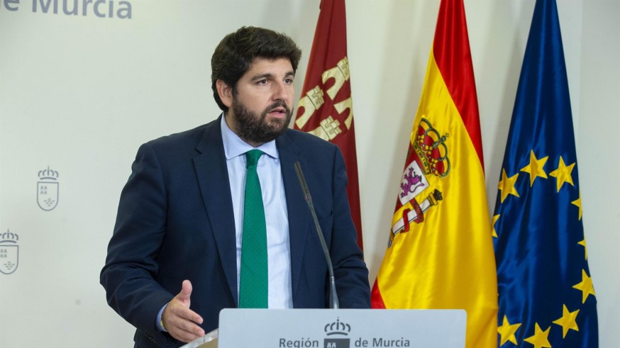 López Miras durante su comparecencia