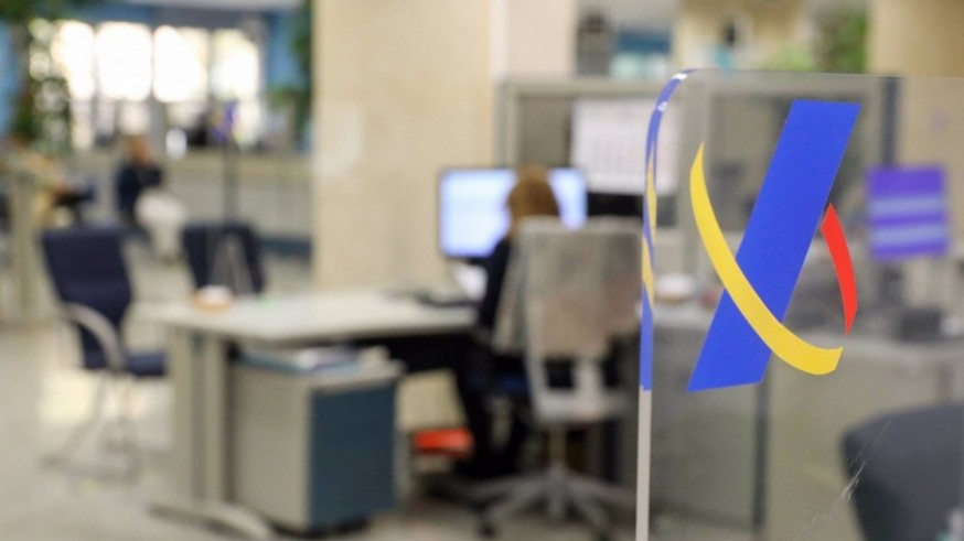 Familias numerosas: "Estado y autonomías no están dando el martillazo justo en el clavo, sino al lado"