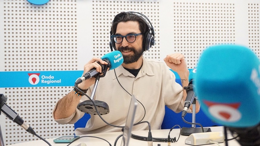 El backstage. Con Diego Garnés hablamos de la noche y la madrugada, con música de MN83, Kavinsky, Daft Punk, Bronski Beat y Alizzz