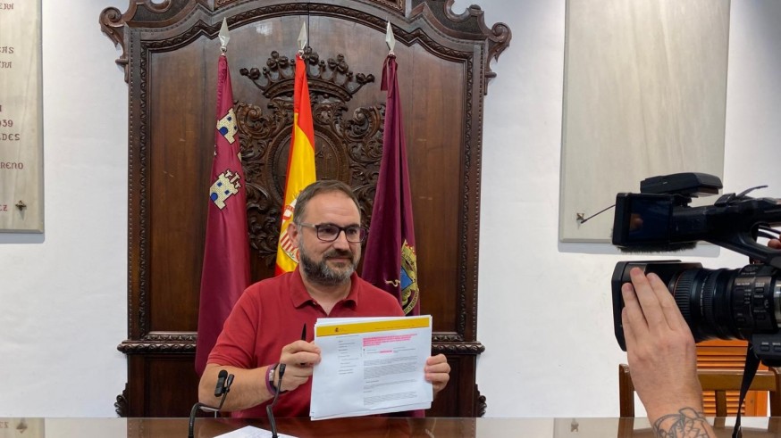 El Gobierno central tiene preparados 500.000 euros para los damnificados por los terremotos de Lorca