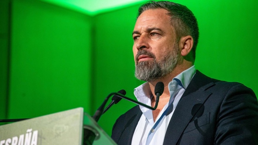 Abascal culpa al bipartidismo de la inmigración ilegal y defiende deportaciones masivas