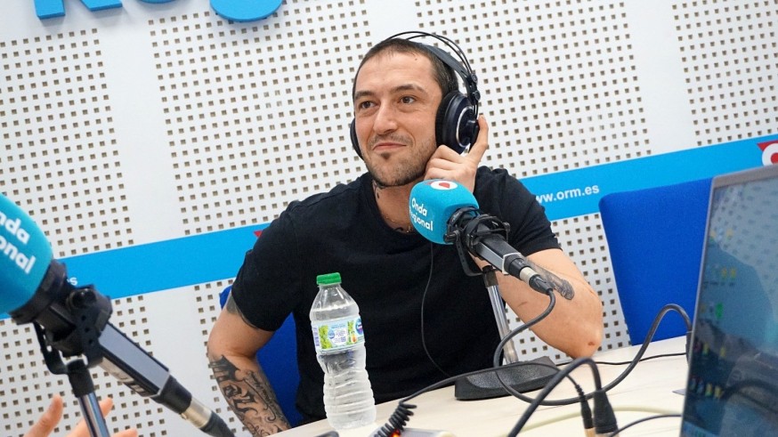 Victorias musicales. Nos visita el cantante de música urbana y rap Heridas, Fernando Antonio Saura