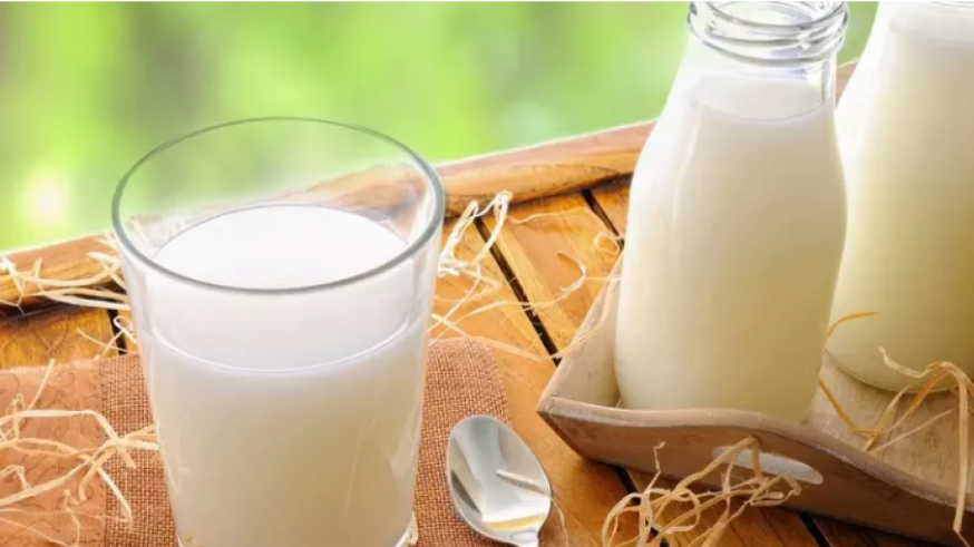UPA pide a la industria que pague un 30% más el precio de la leche para cubrir costes a los ganaderos