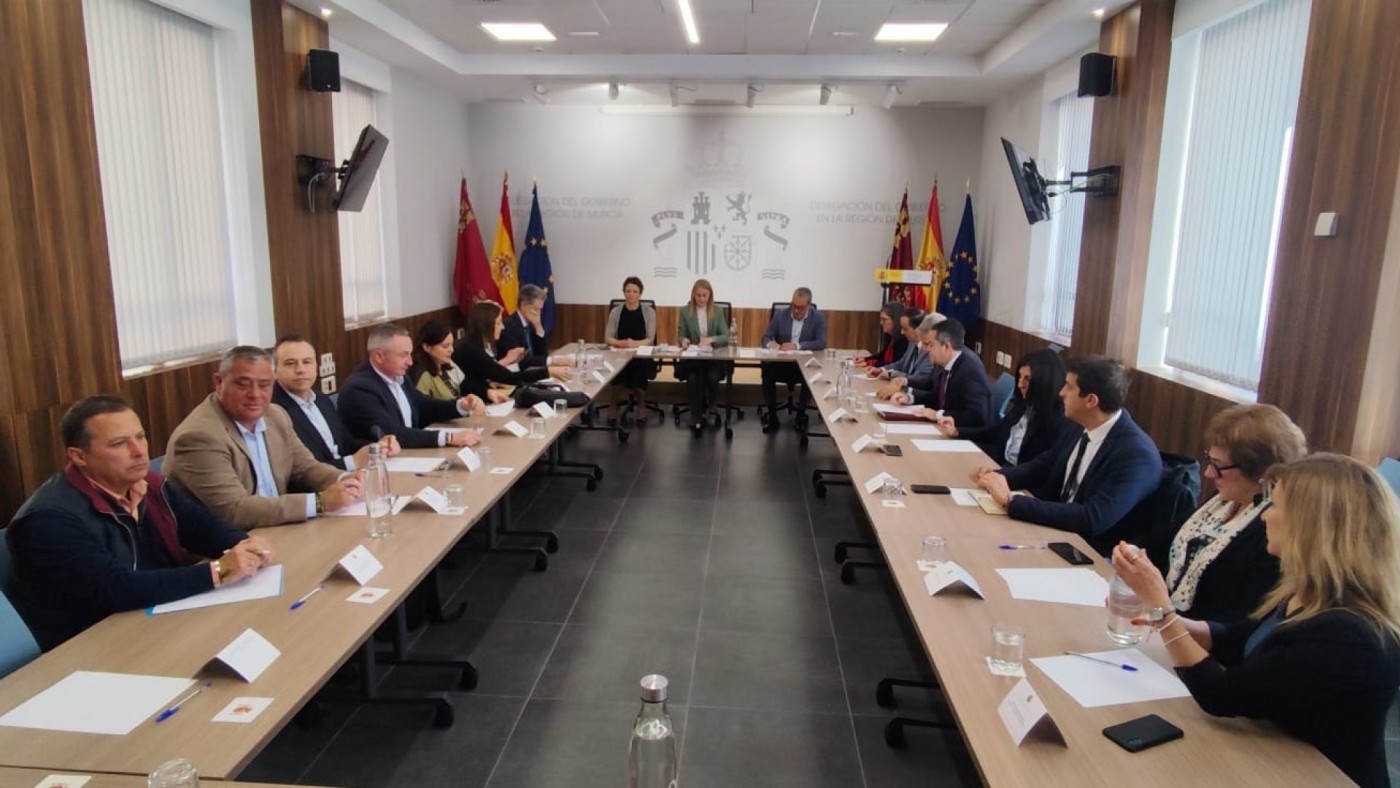 La administración se traslada a los municipios de menos de 8.000 habitantes