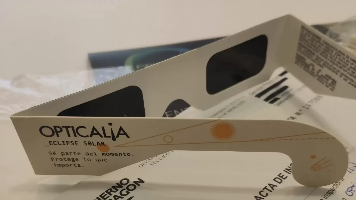 Ordenan la retirada de seis modelos de gafas para el eclipse
