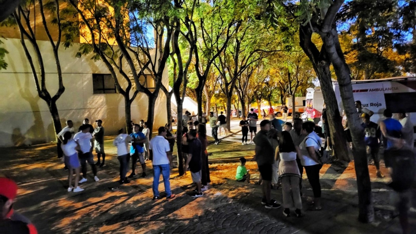 Los familiares de las víctimas del incendio siguen recibiendo ayuda psicológica