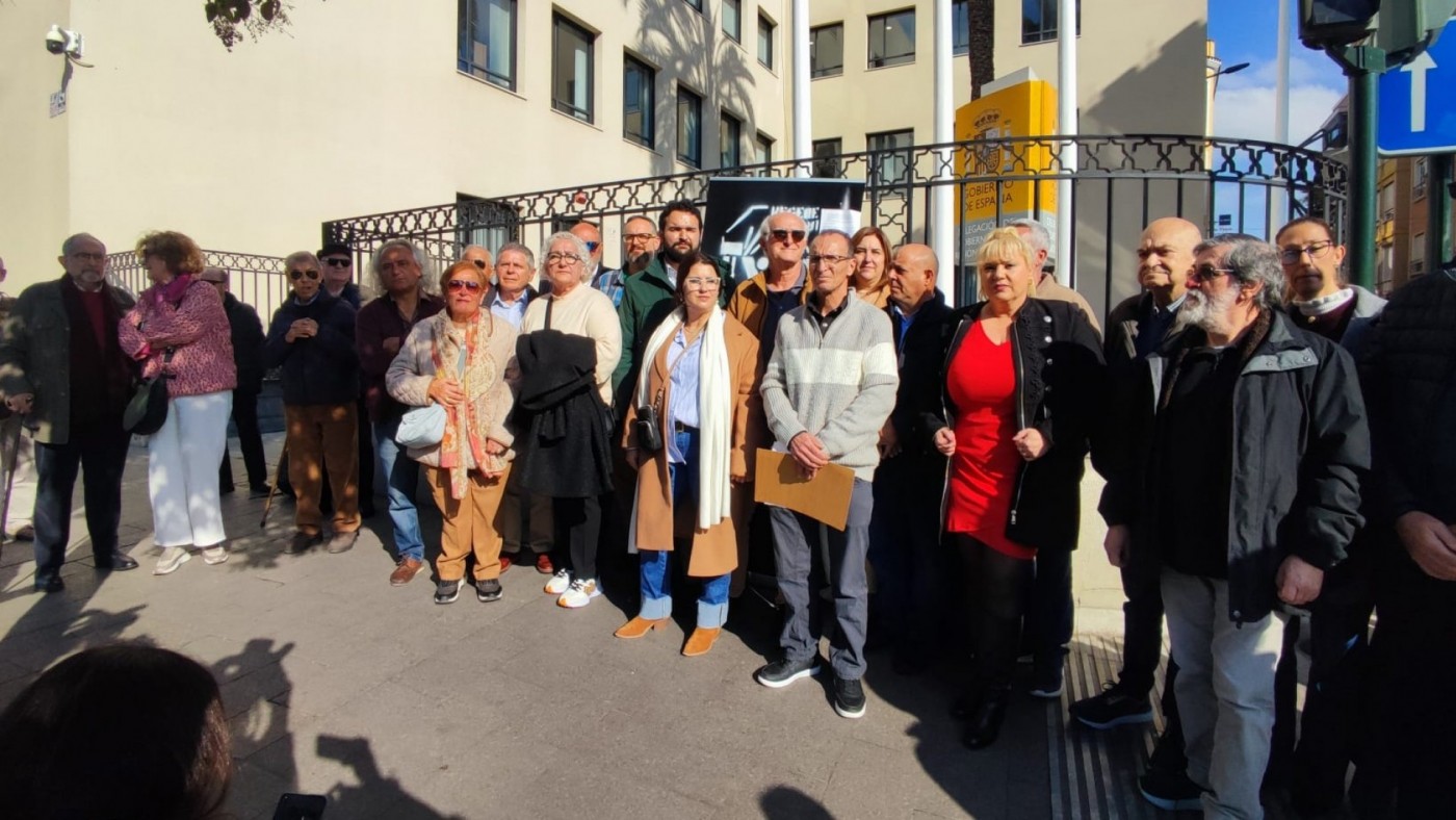 Vecinos y organizaciones de La Unión exigen la regeneración de la bahía de Portmán