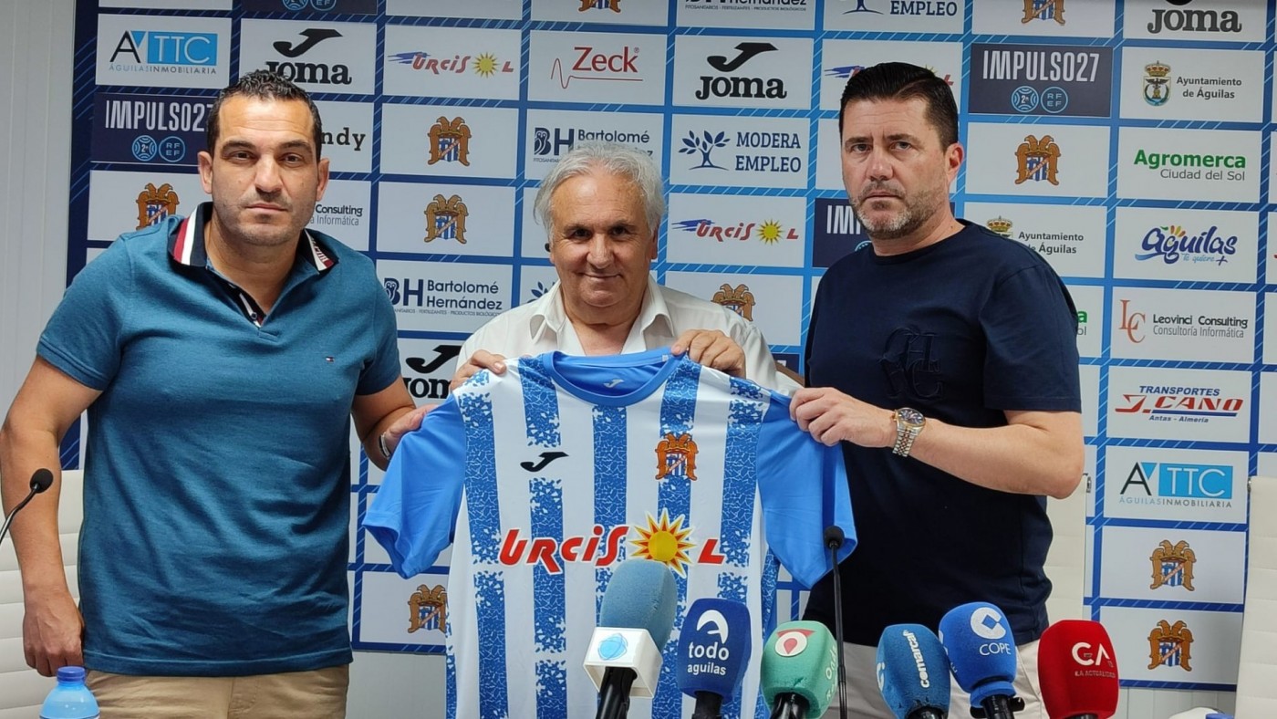 Adrián: "La presión de ser favoritos es un aliciente para mí"