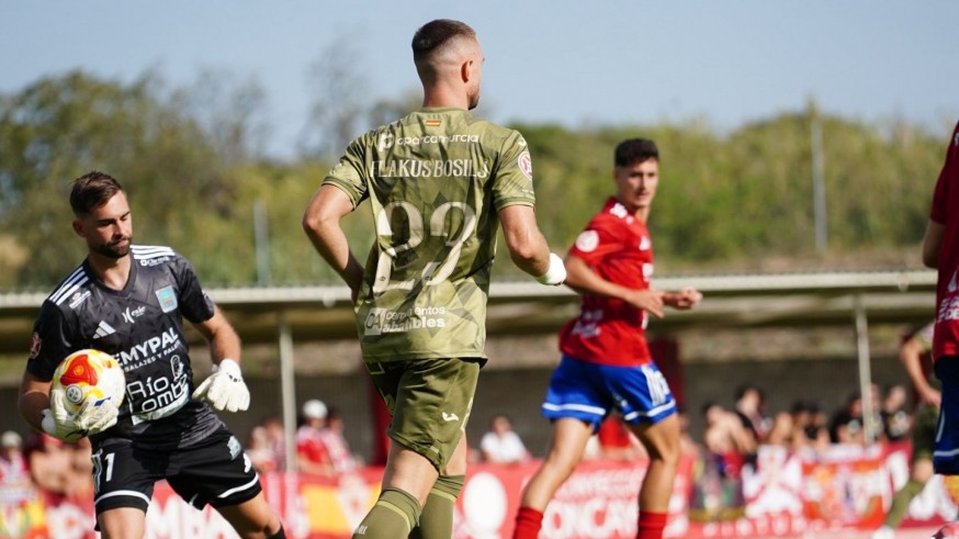 El Real Murcia le da la espalda al fútbol