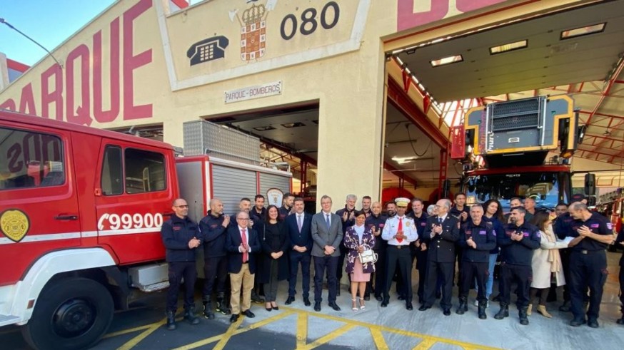 Murcia dona dos camiones de bomberos a la ciudad africana de Meriental 