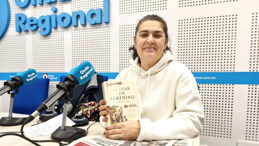 Desde el gallinero. Reinar en femenino