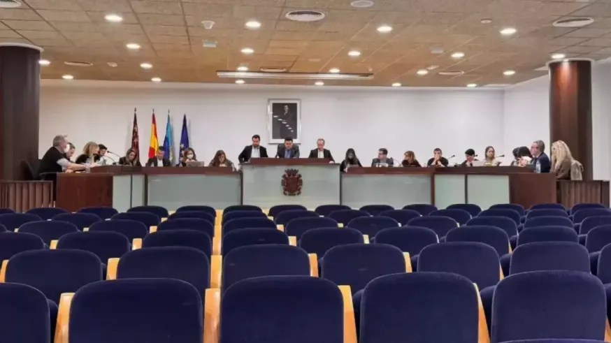 Cantabella presentará una querella al alcalde de San Javier