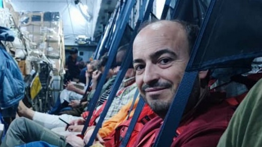 "El pueblo iraní no se merece esto": el testimonio del profesor yeclano evacuado de Teherán