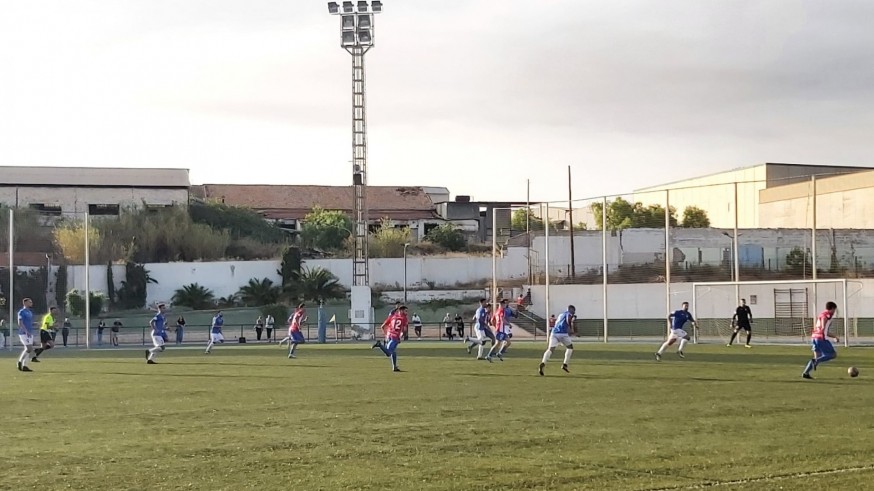 El Alcantarilla consigue la primera victoria de la temporada ante el Muleño (2-0)