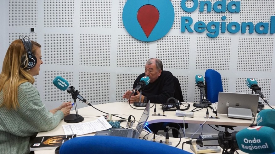 La Academia en Tarde Abierta. Lucía Hernández y Alberto Requena hablan de la cocina de la primavera, con la Semana Santa o las Fiestas de Primavera