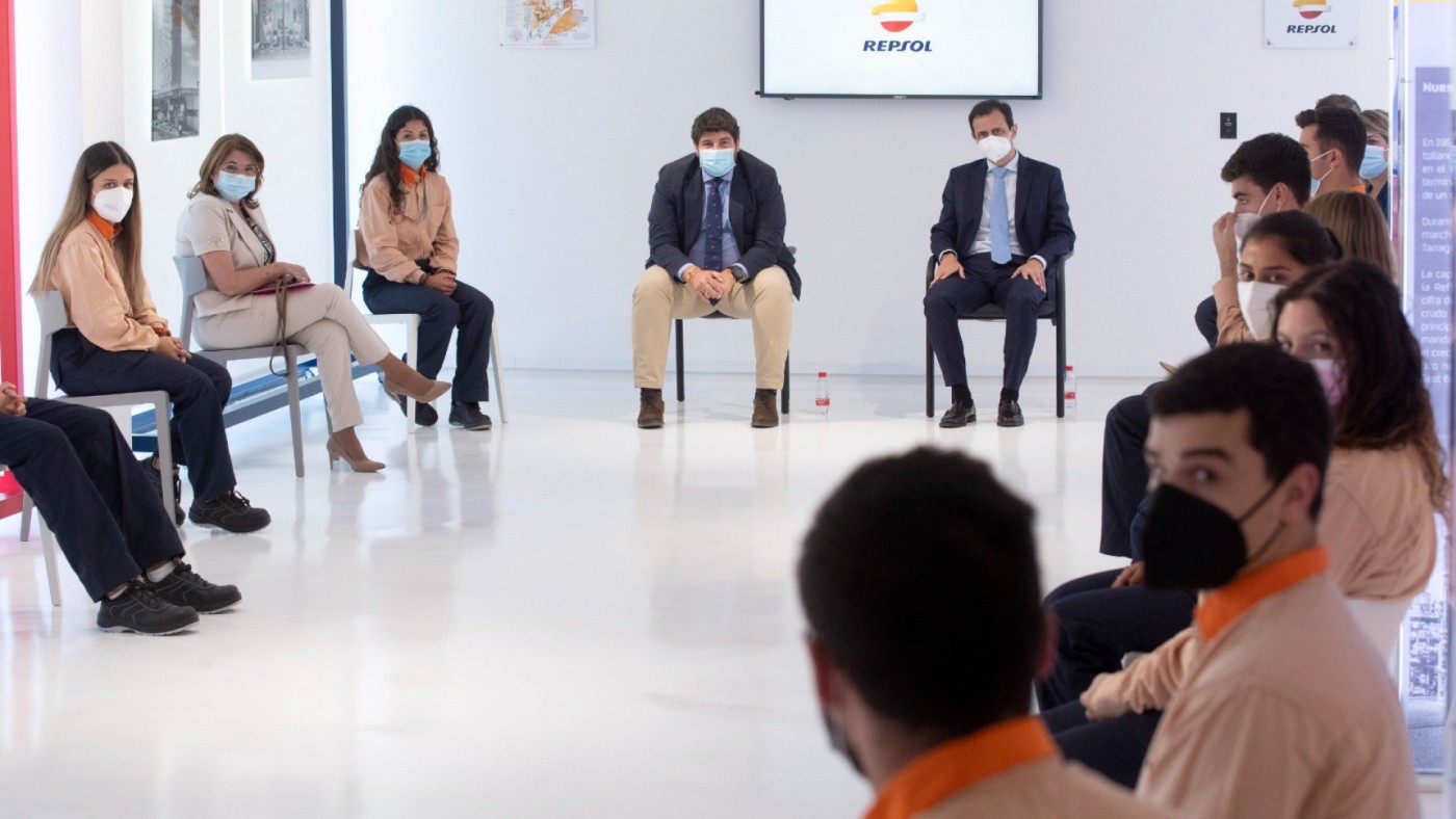 Encuentro mantenido esta mañana en Repsol. CARM