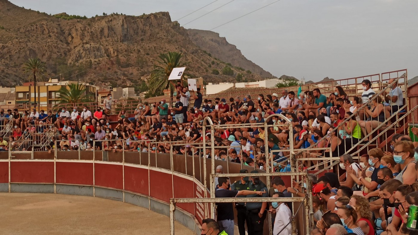 Festejo de recortadores este viernes en la plaza portátil de Blanca. Foto: CC