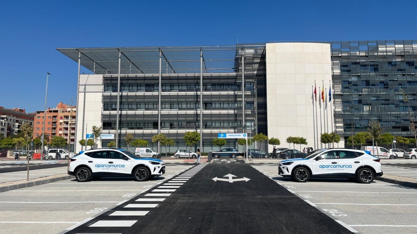 Abre el nuevo parking disuasorio de Hacienda en Murcia 