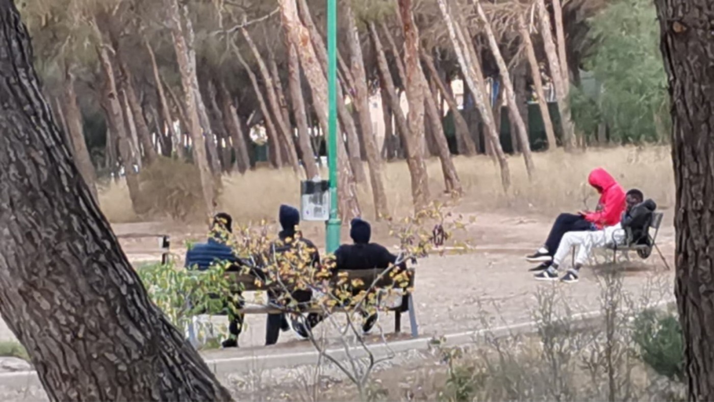 ACCEM no ve necesario reforzar la seguridad en el campamento del Naval tras el incidente protagonizado por un usuario
