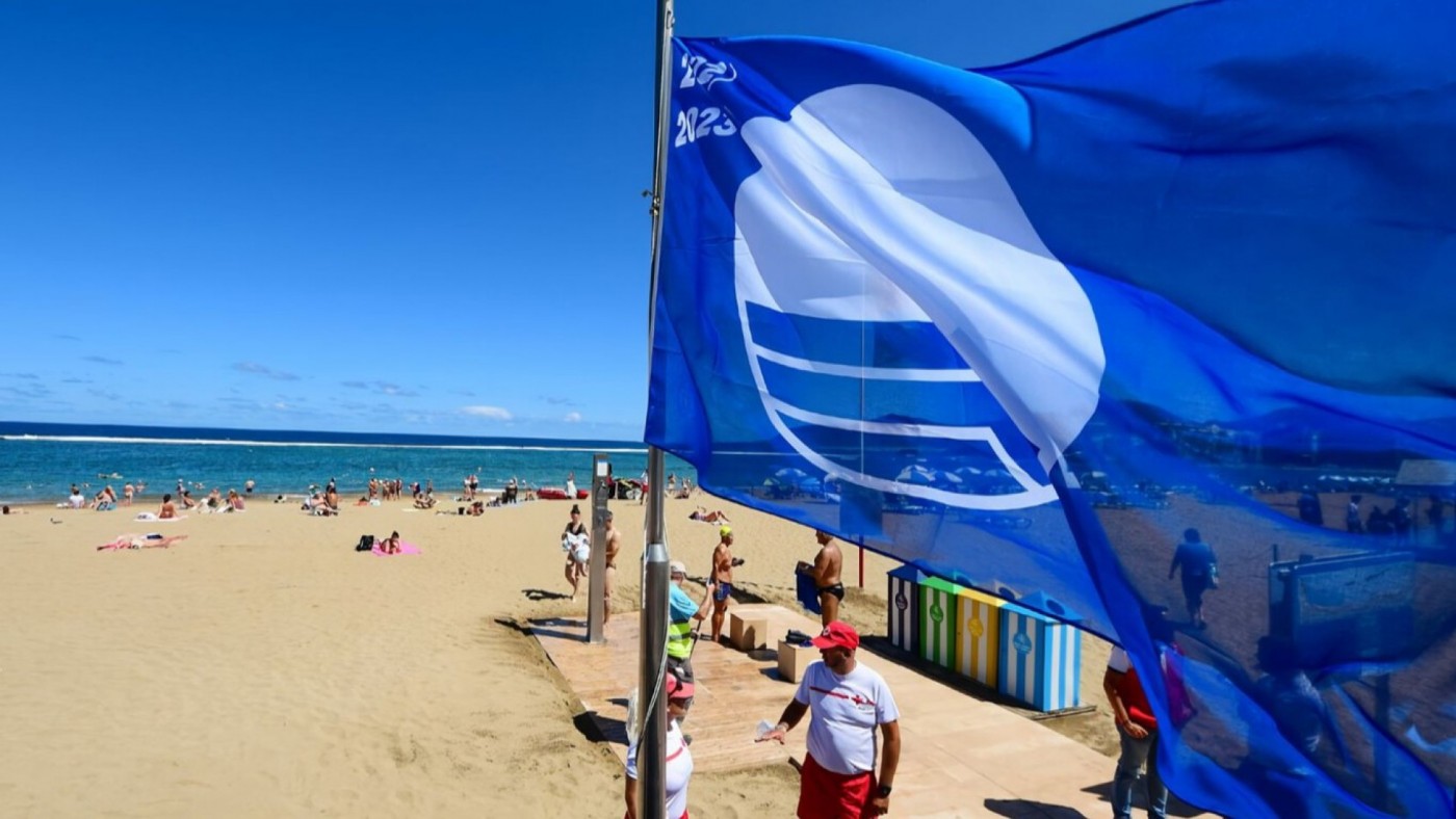 La Región de Murcia suma tres banderas azules en playas y puertos