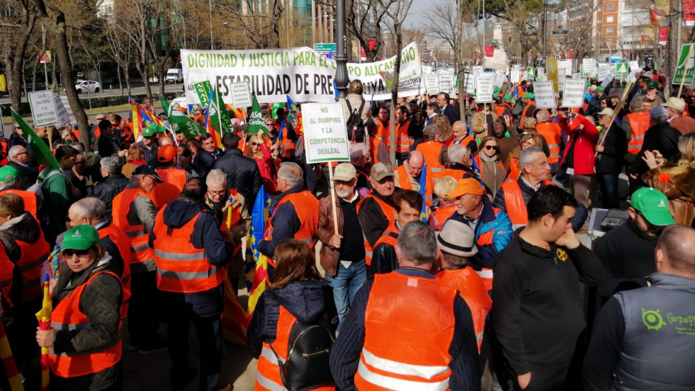 Protesta de los citricultores en el Paseo de la Castellana