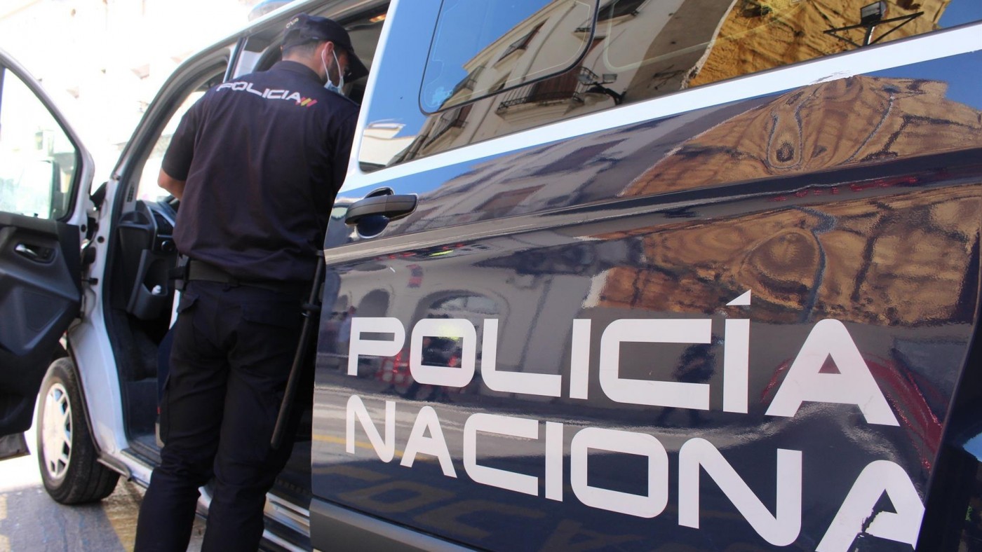 Fallece un sacristán y un cura resulta herido en un ataque en diferentes iglesias en Algeciras