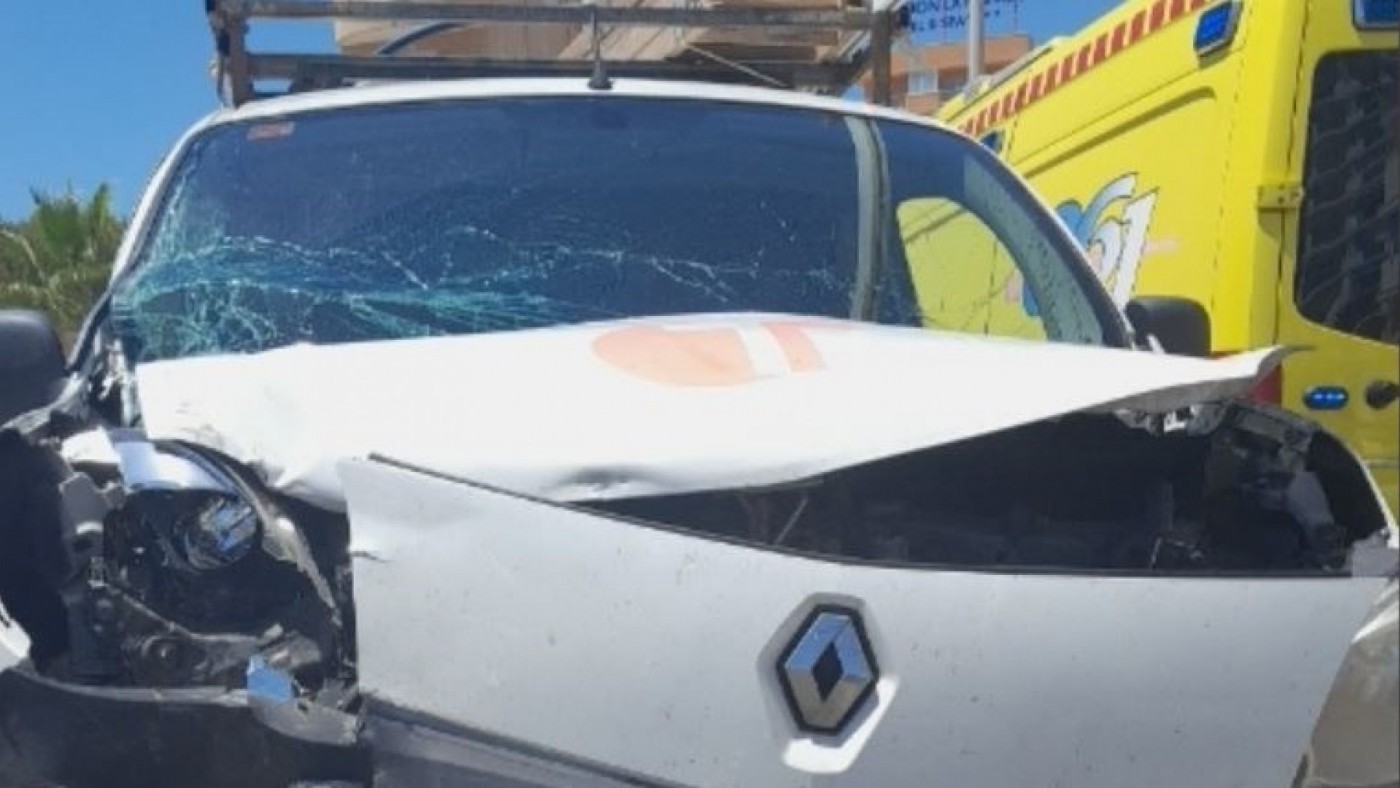 Atienden a cuatro personas en un accidente de tráfico registrado en La Manga del Mar Menor