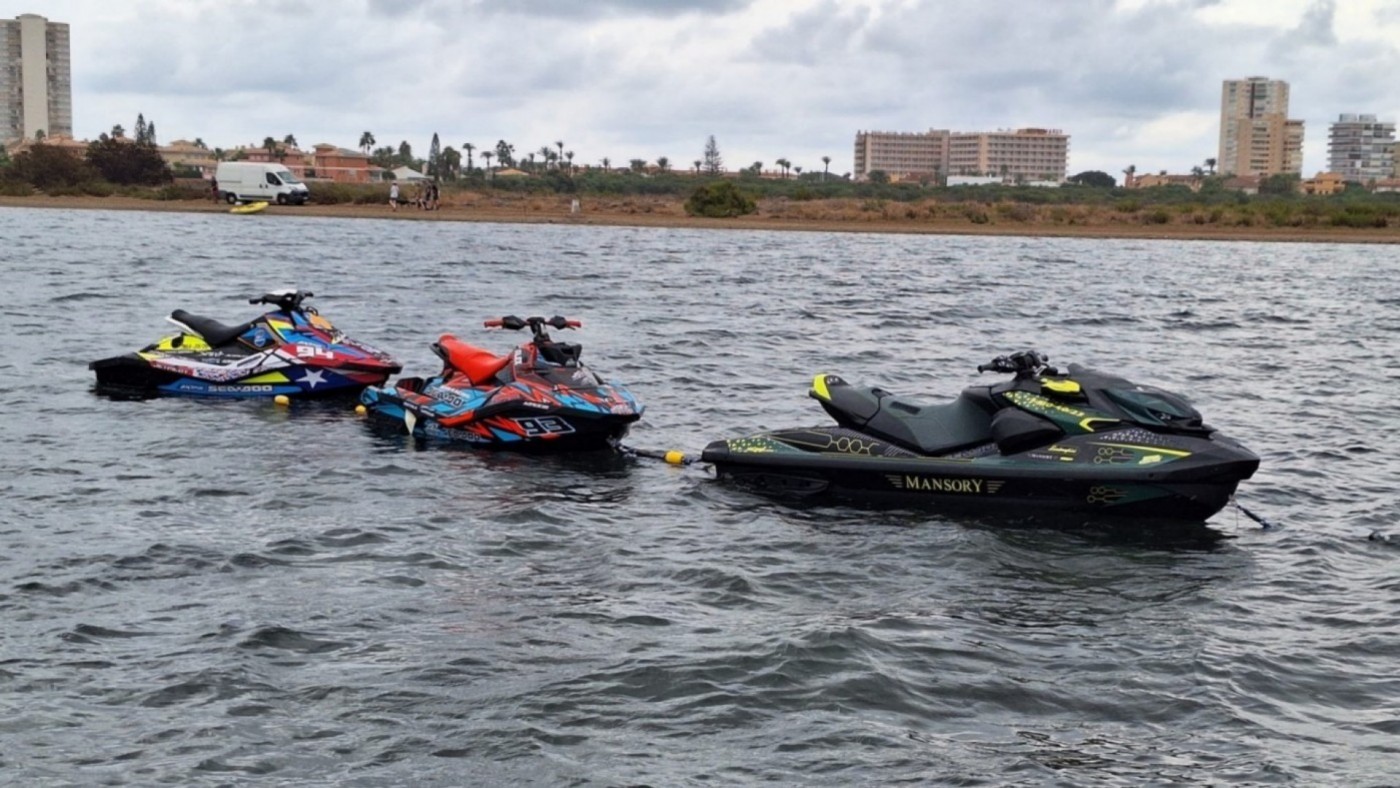 El verano deja ya 72 infracciones por embarcaciones en el Mar Menor