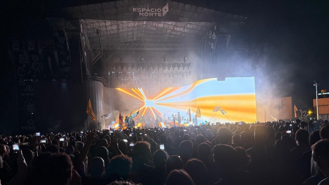 'Viva Suecia' desafía al cielo con el concierto de su vida