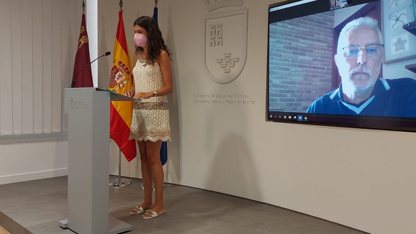 Pérez Ruzafa: "El agua de las salinas de Marchamalo podría paliar la falta de agua en el Mar Menor"