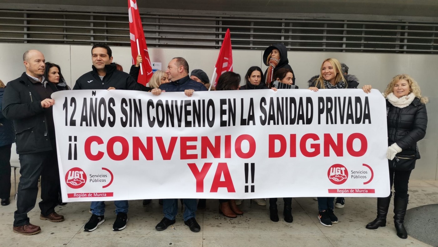 Trabajadores de la sanidad privada protestan por un convenio justo