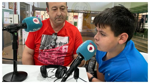 PLAZA PÚBLICA. Eduardo Rodríguez, 11 años, rescata a un niño de corta edad arrastrado por la corriente del Río