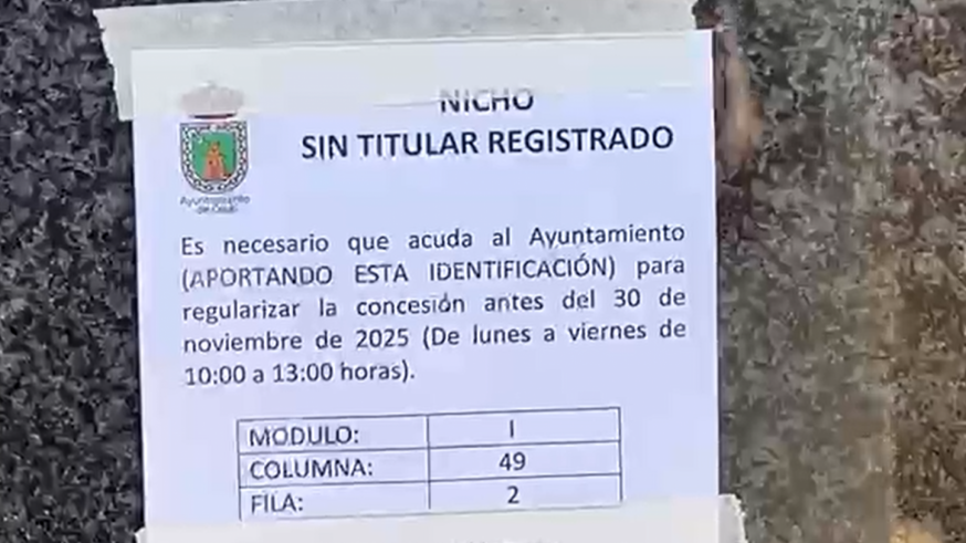 El Ayuntamiento de Ceutí avisa de los impagos con carteles en los nichos 