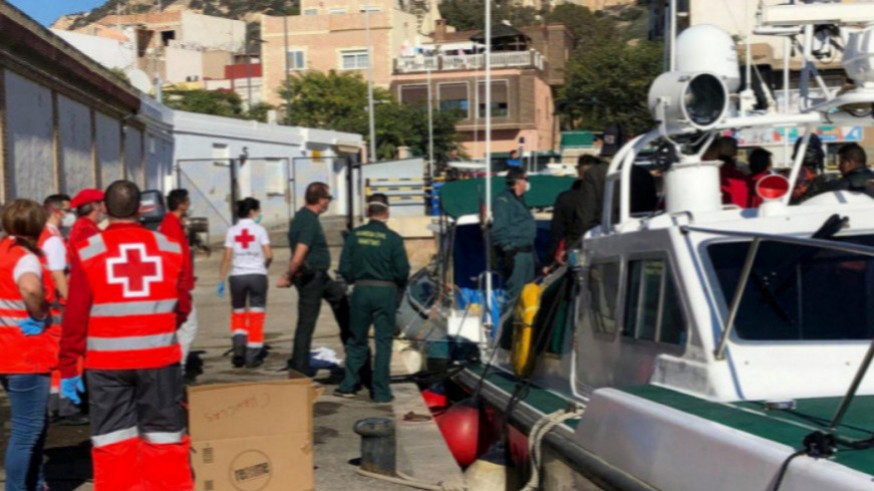dispositivo de atención a inmigrantes en el puerto de Cartagena