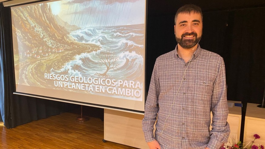 Nahúm Méndez: "El cambio climático puede traer más terremotos y erupciones"
