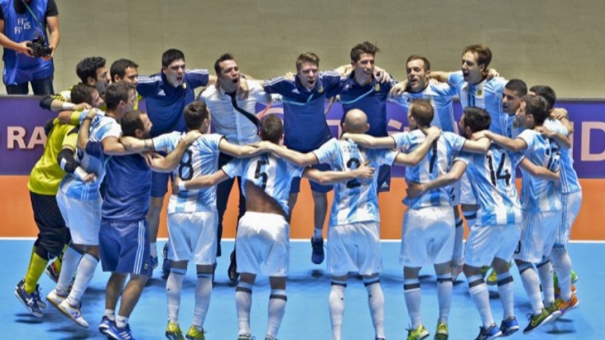 Diego Giustozzi: "Es difícil comprender como sentimos los argentinos a la selección"