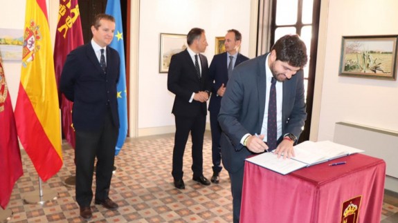 Firma del acuerdo para impulsar la recuperación del casco histórico de Lorca