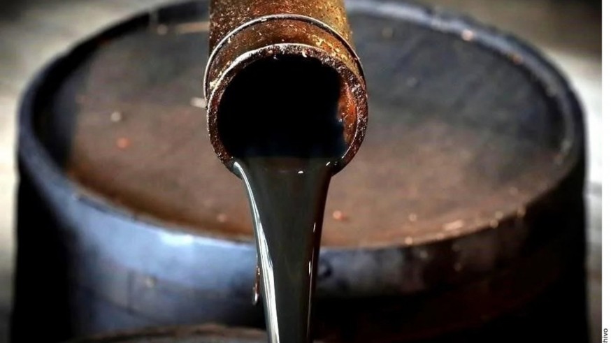El Gobierno libera petróleo para contener la subida del precio