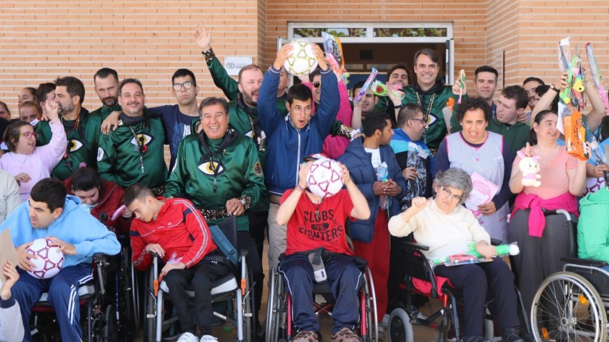 Astrapace recibe la solidaridad del Grupo Sardinero Polifemo