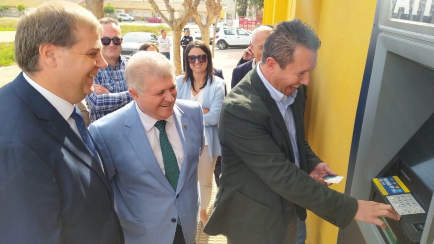 Correos instala un cajero automático en Yéchar 