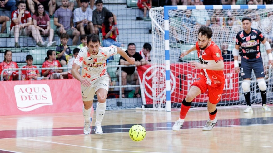 ElPozo resiste el empuje del Jimbee y fuerza el tercer partido (3-2)