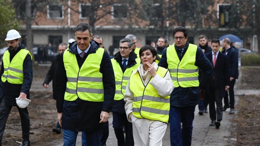 Sánchez anuncia un decreto con incentivos fiscales y regulación contra el abuso en los alquileres