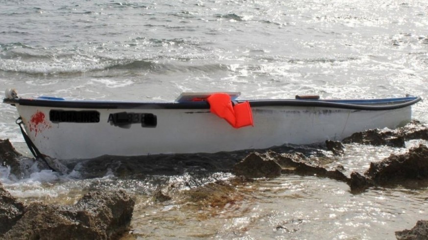 Llegan 13 migrantes a las costas de Águilas 